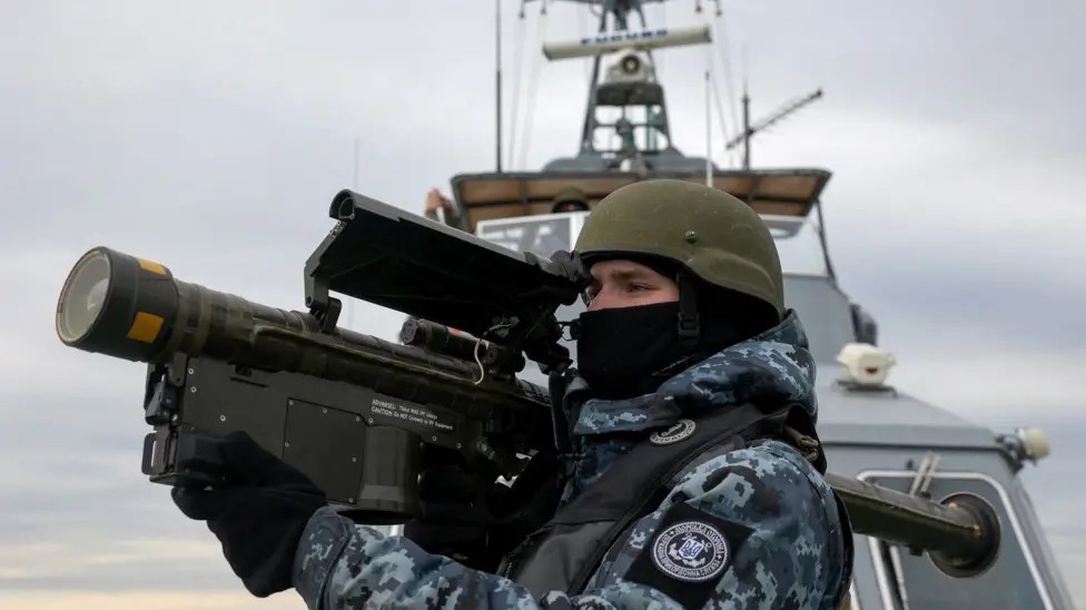 Russia and Ukraine agree naval ceasefire in Black Sea – BBC&nbsp;News